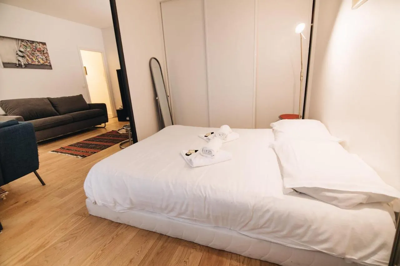 Guestready - Nice Apartment In 16Th Arr Paris France